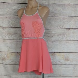 Gimmicks by BKE halter tank top sz med